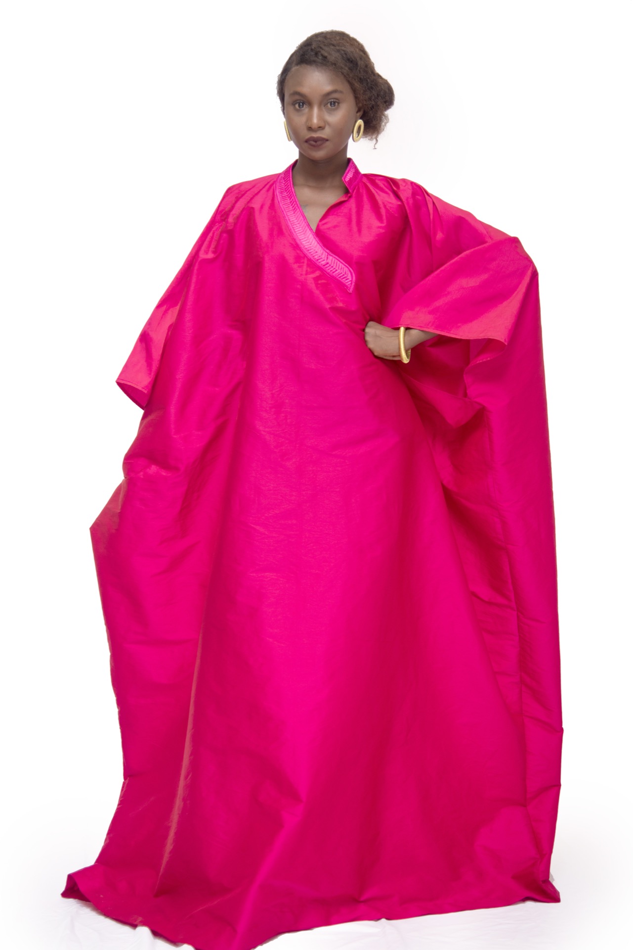 Boubou Shantung avec col signature en broderie – Image 5
